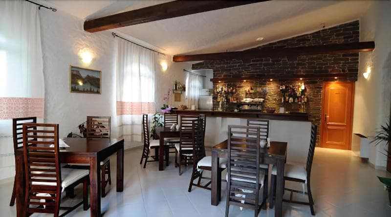 Hotel Cedrino main