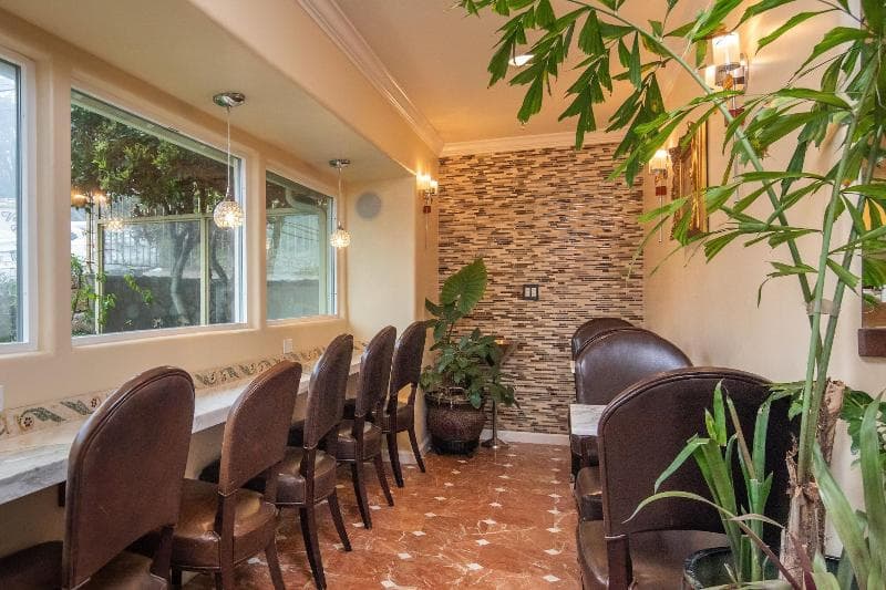 Vendange Carmel Inn & Suites 3