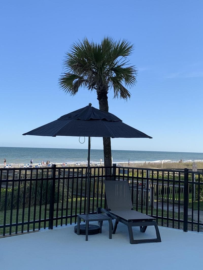 The Beverley Beach House 5