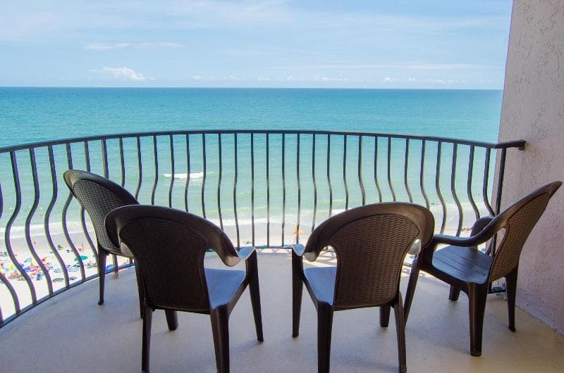 Palms Resort 3