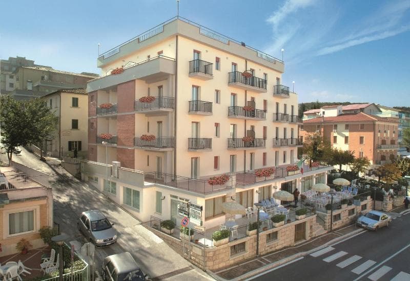 Hotel Monica 5