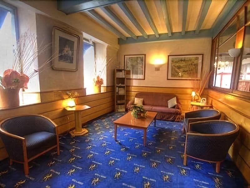 Logis De Nevers main