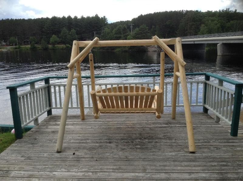 Algonquin Lakeside Inn 4