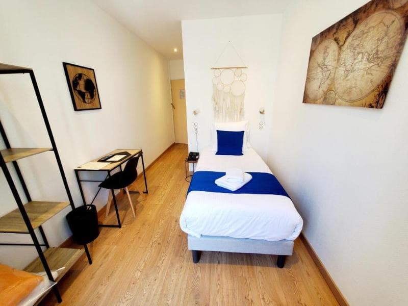 Logis Htel Belle Etoile 5