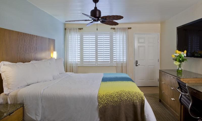 Pb Surf Beachside Inn 2