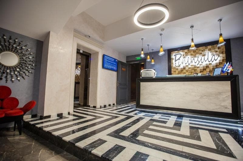 Peninsula Boutique Hotel 5