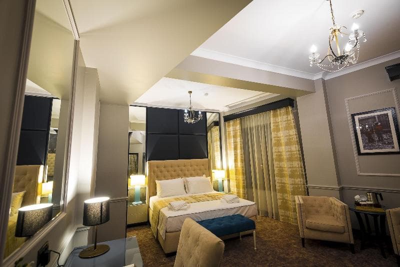 Peninsula Boutique Hotel 4