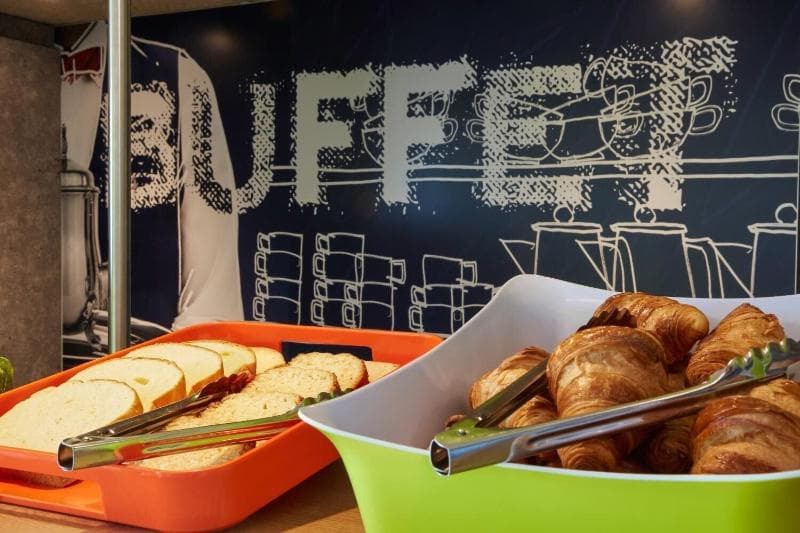 Ibis Budget Clermont Ferrand - Le Brezet - Aeroport photo 1