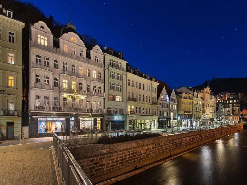 Ea Hotel Elefant 5