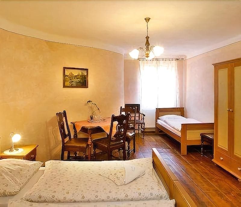 Restaurant Svambersk Dum 3