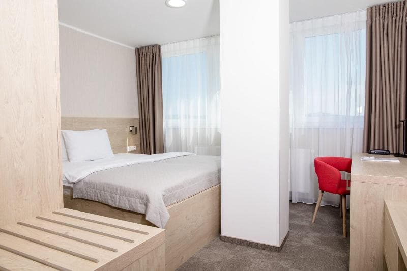 Hotel Restart 4