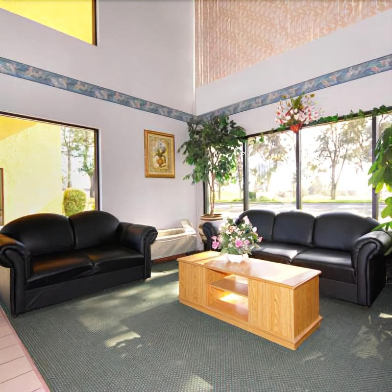 Economy Inn Ontario main