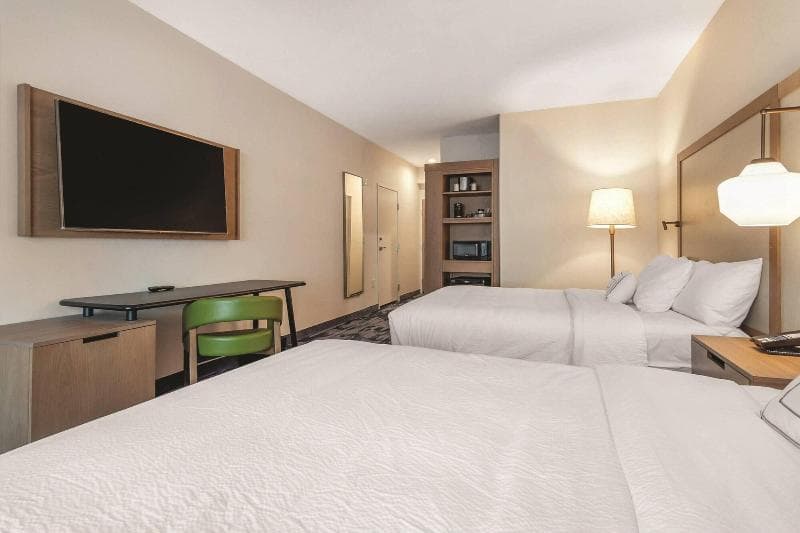 Fairfield Inn & Suites By Marriott Kansas City Sha 4