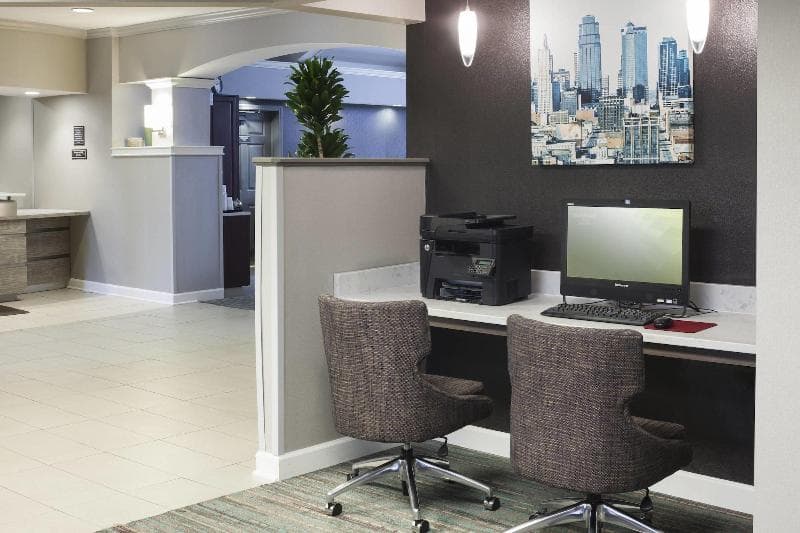 Residence Inn Kansas City Overland Park photo 1