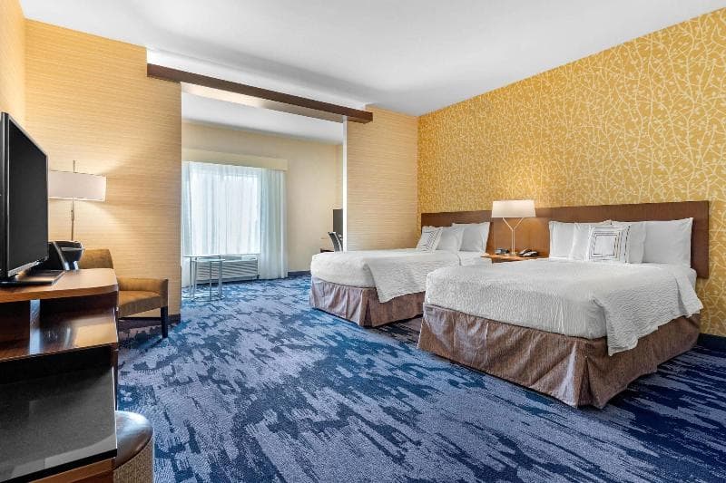 Fairfield Inn & Suites By Marriott Mebane 4