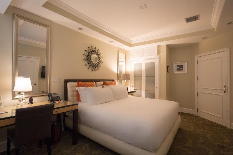 The Pillars Hotel photo 1