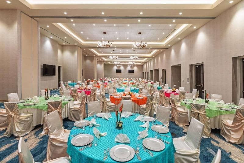 Courtyard By Marriott South Padre Island 1