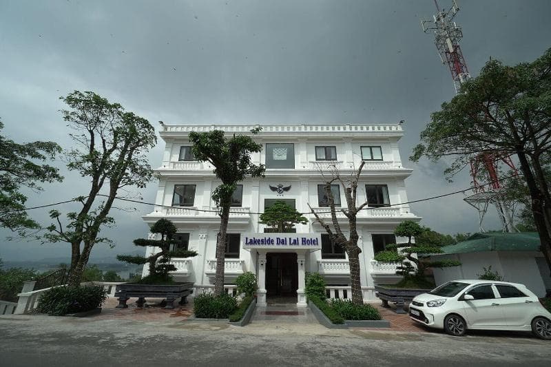 Lakeside Dailai Hotel 4