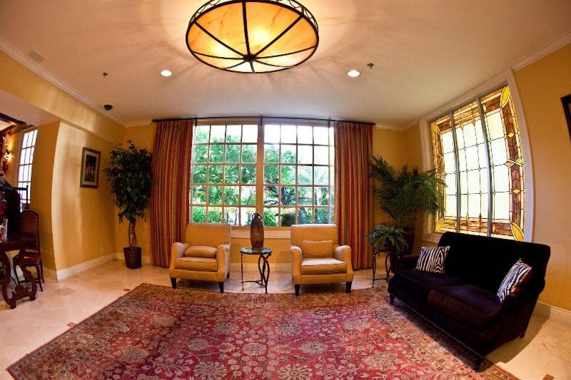 La Posada Hotel & Suites 4