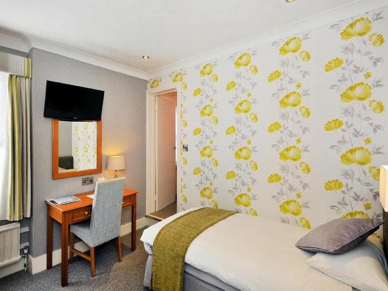 Ardington Hotel 4