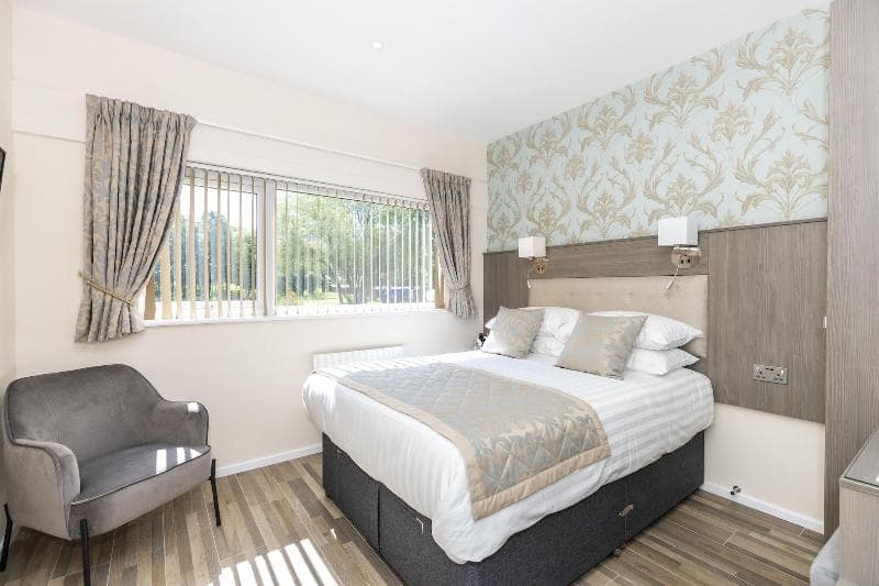 Kingfisher Hotel, Golf & Country Club 4