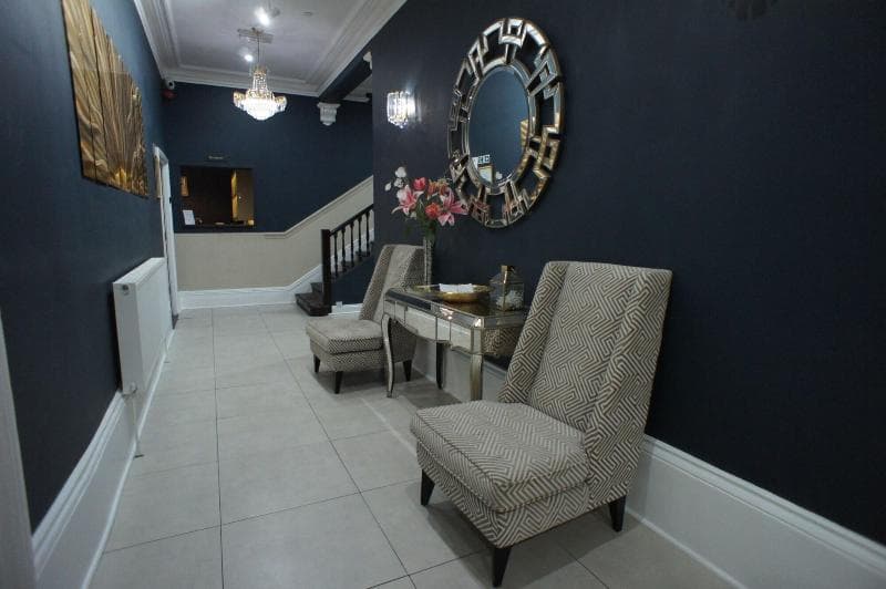 The Applewood Hotel 5