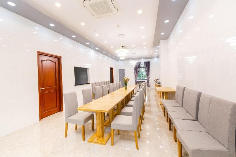 Mai Hotel main