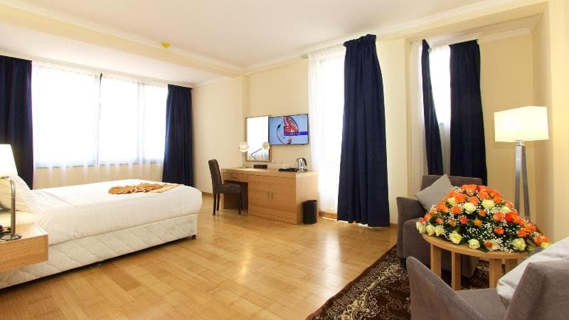 Yober Hotel 5