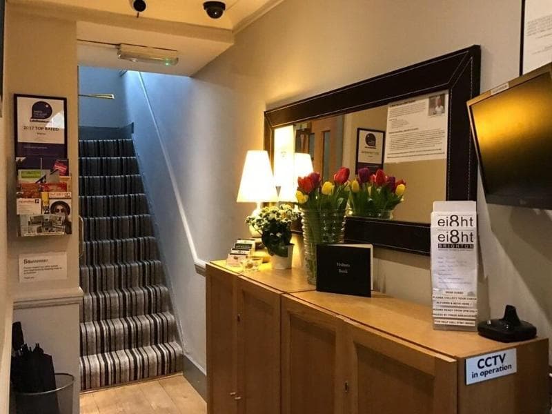 Ei8ht Brighton Apartments 3