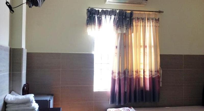 Ngoc Ngan Hotel 4