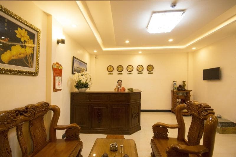Kim Huong Quang Hotel 5