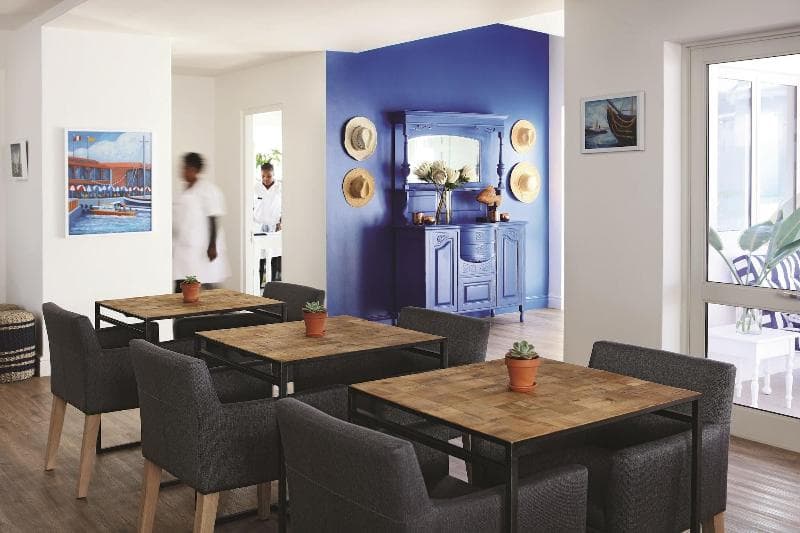 One Marine Drive Boutique Hotel 3