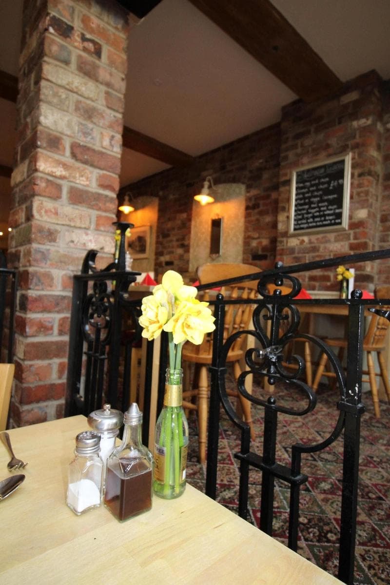 The Clothiers Arms 4