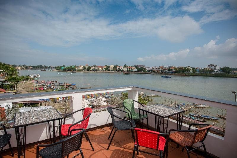 Minh An Riverside Villa 4