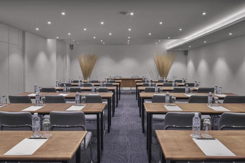 Baitong Hotel & Resort Phnom Penh main