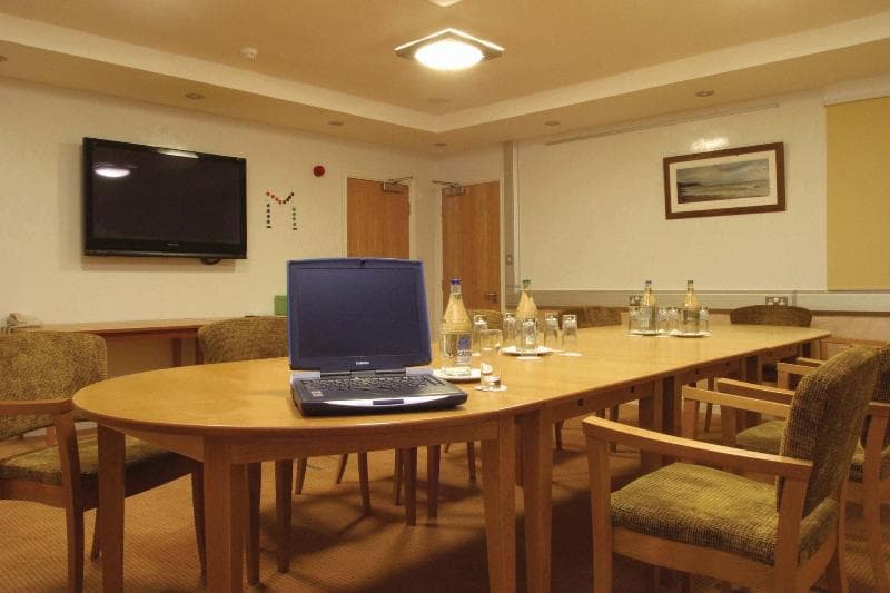 Waterloo Hotel Lodge main
