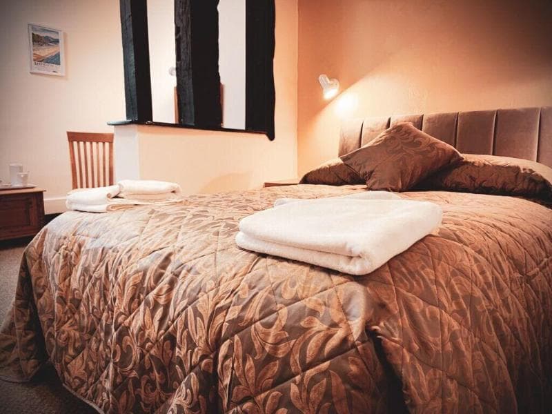 Cain Valley Hotel 3