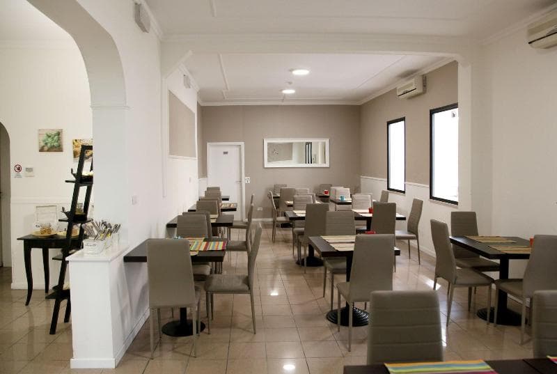Hotel Piccadilly main