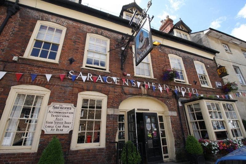 The Saracens Head Hotel photo 1