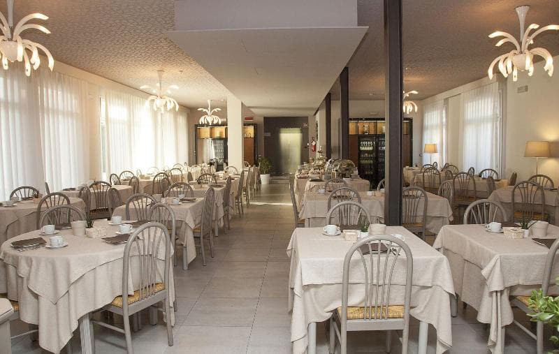 Hotel Helvetia 4