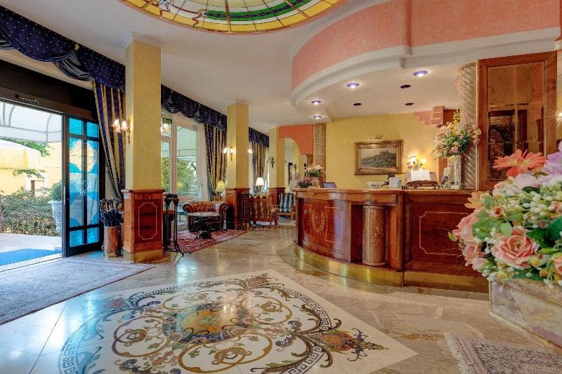 Hotel Napoleon 4