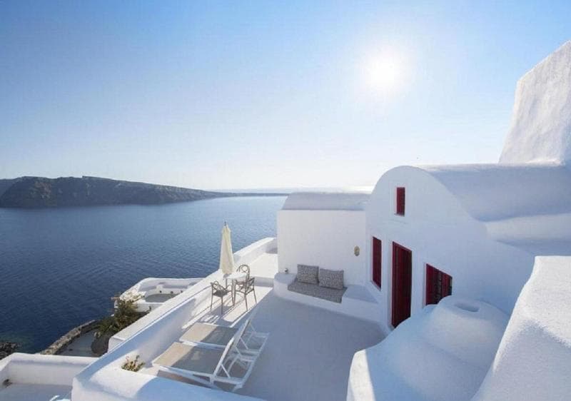 The Architect's Cave House 5