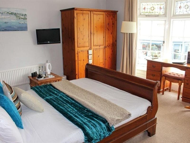 The Bugle Coaching Inn 4