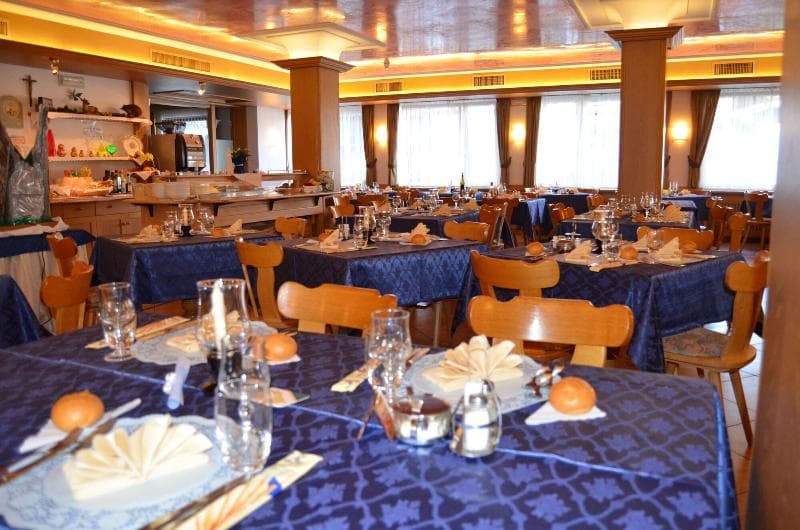 Hotel Ladina photo 1