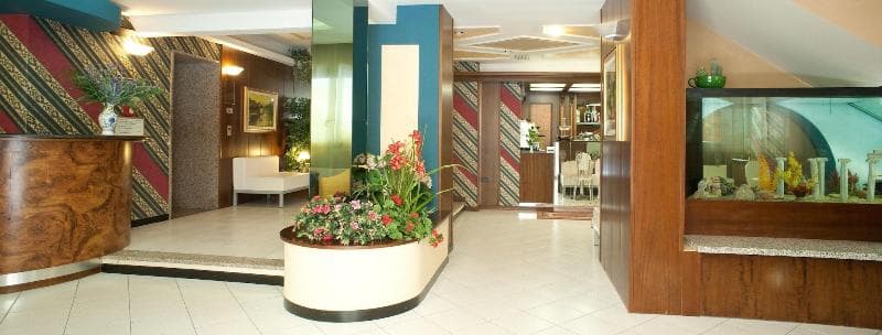 Hotel Augustus 4