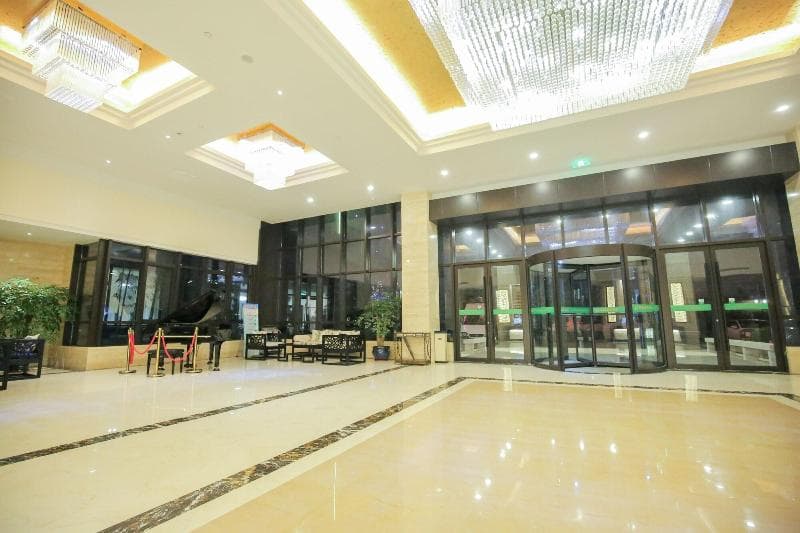 Xin Jue Royal Hotel 4
