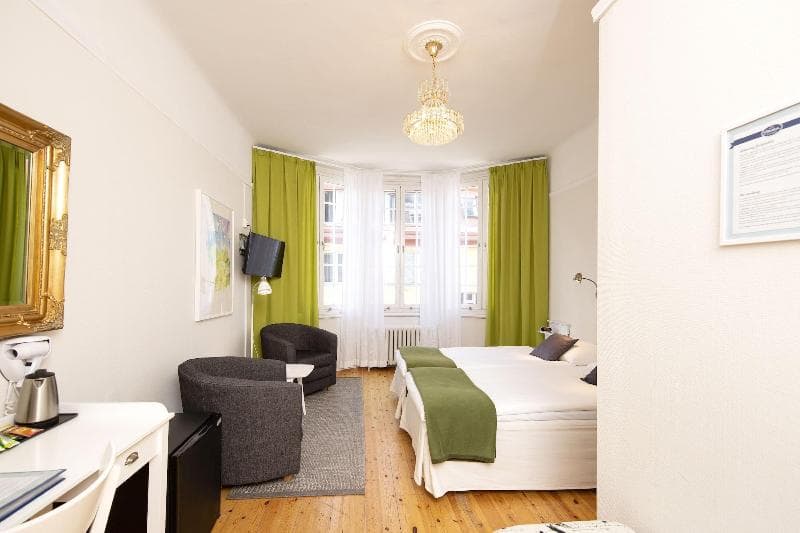 Hotel Emma 4