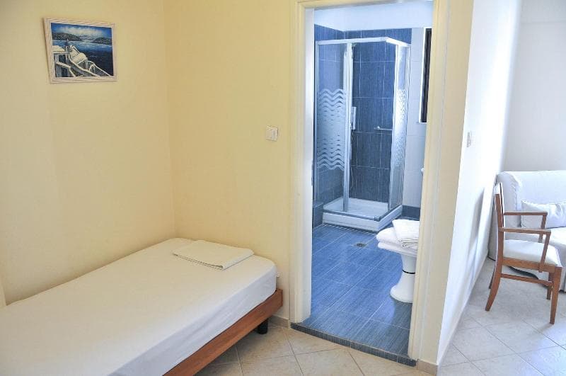 Lido Hotel 4