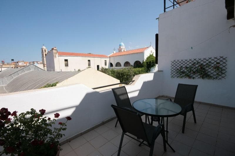 Chania Rooms 3