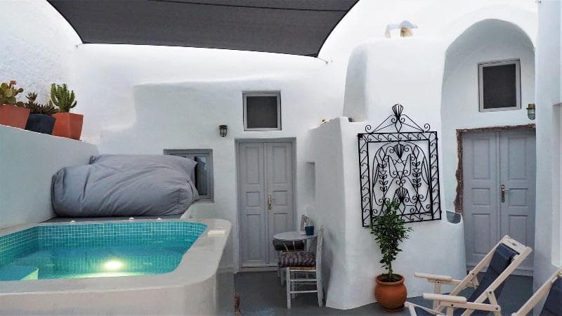Aqua & Terra Traditional Cave Houses 4